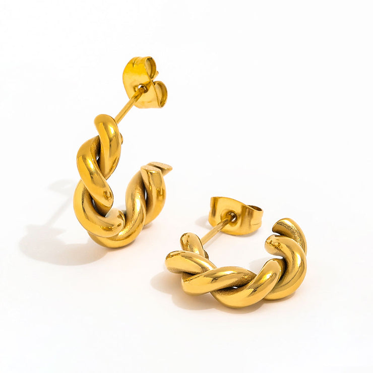 Tarnish Free - Earrings - Twisted (Bigger - 1,7cm) - Elizabeth Summer