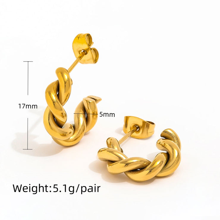 Tarnish Free - Earrings - Twisted (Bigger - 1,7cm) - Elizabeth Summer