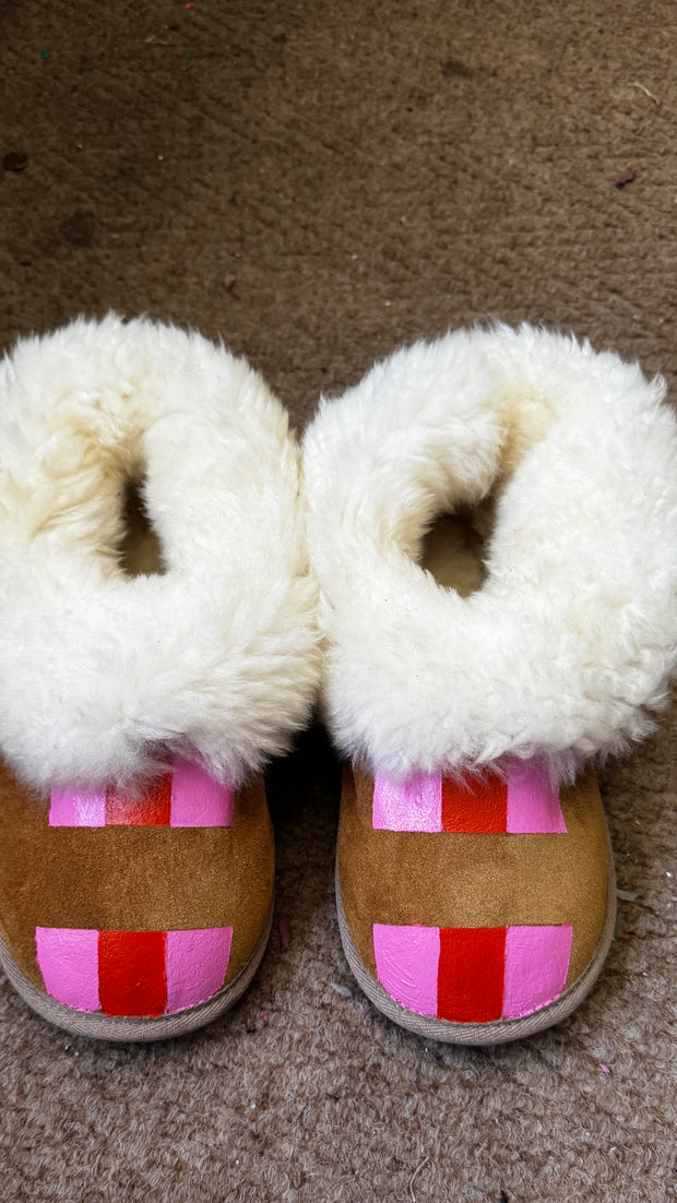 Natural Adult Full Slippers: Personalised Monogram with Stripes