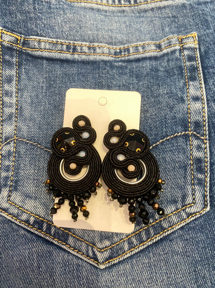 South American Earrings - Venus - Black