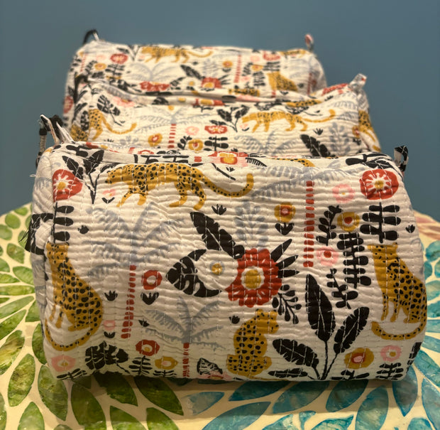 Make up bag - Floral - Black