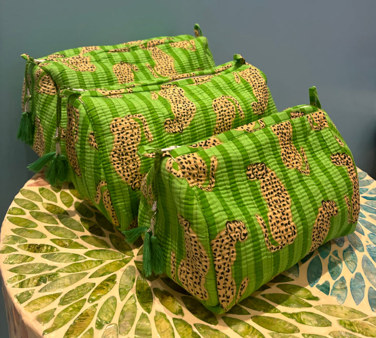 Make up bag - Leopard - Green