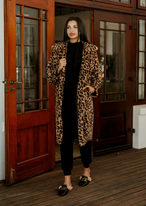 Faux Fur Coat - Long - Leopard - Elizabeth Summer