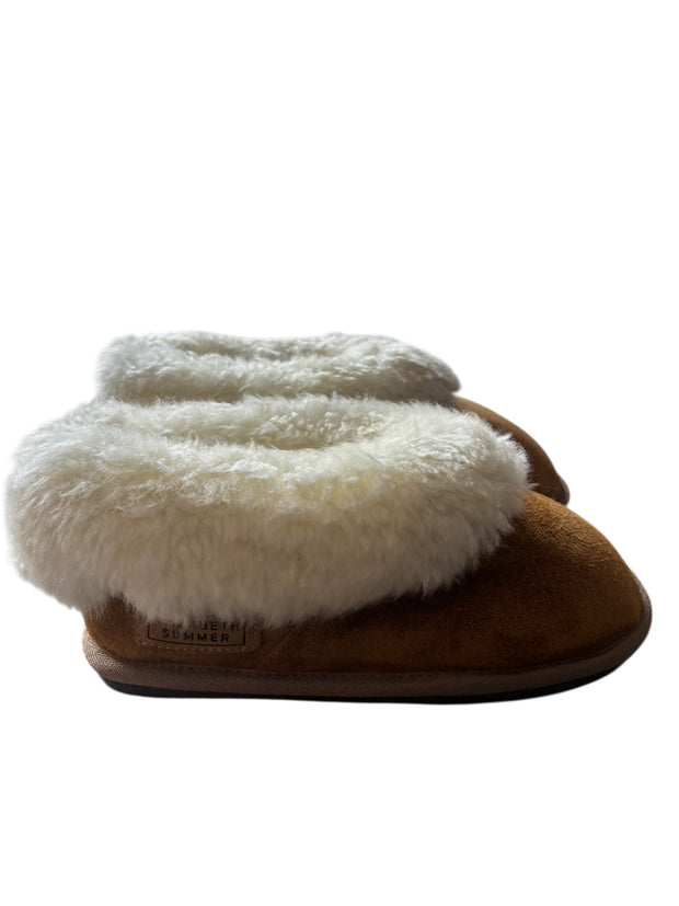 Natural Adult Full Slippers: Personalised Monogram with Stripes