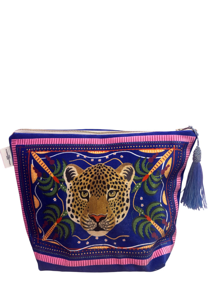 Beni Taj - Velvet Makeup Bag - Elizabeth Summer