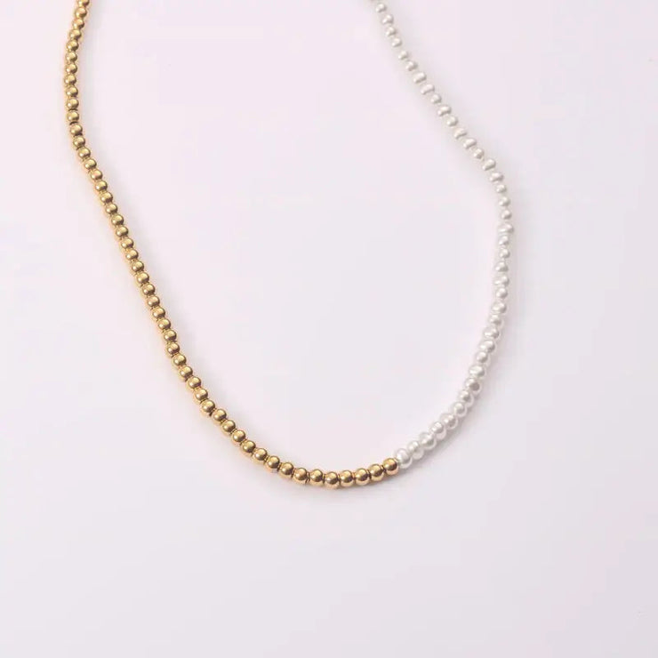 Tarnish Free  - Pearls and gold necklace - Elizabeth Summer